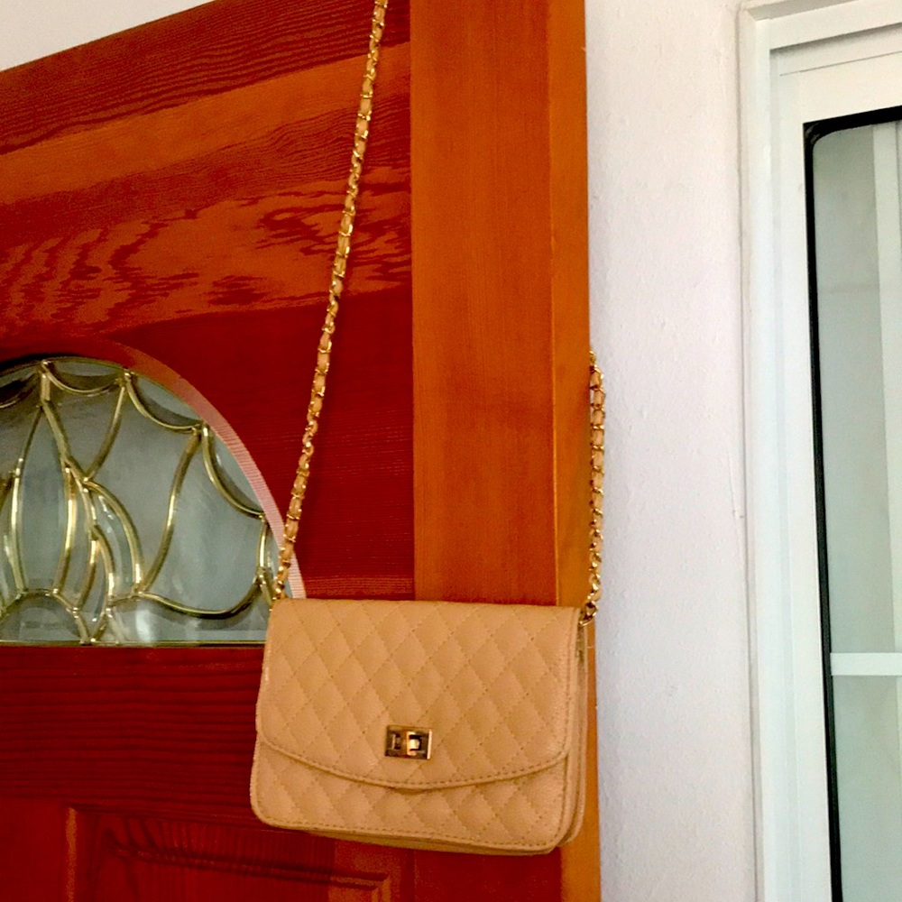 Perfect purse to go with almost wardrobe